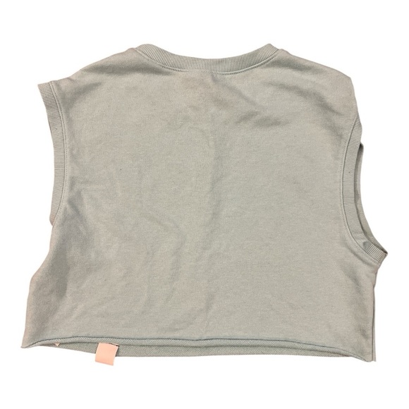 🧡 5 for $25 🧡 Light blue top - Picture 3 of 3